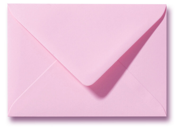 Envelop 11 x 15,6 cm Donkerroze