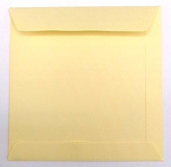 Envelop 10,5 x 10,5 cm zachtgeel