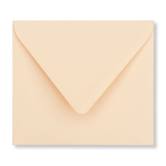 Envelop 12,5 x 14 cm Abrikoos