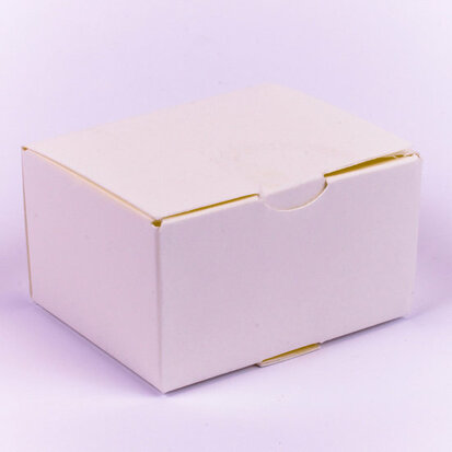 Treasure Box Off-White