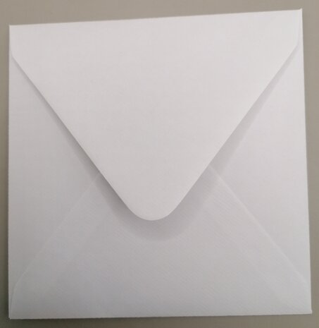 Envelop 12 x 12 cm Gebroken wit met roze  binnenvoering