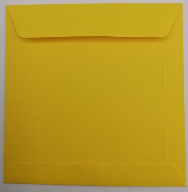 Envelop 10,5 x 10,5 cm boterbloemgeel