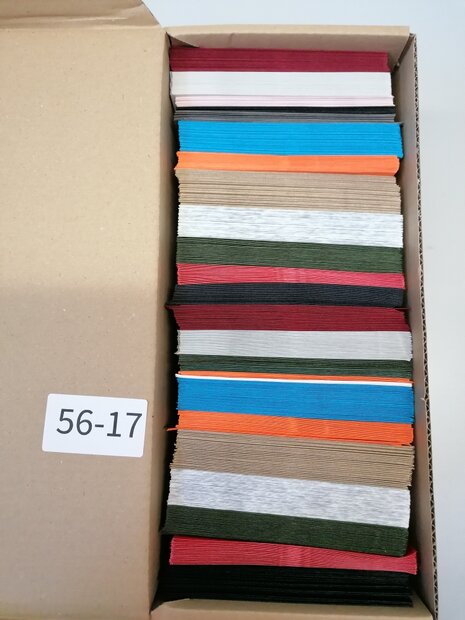 Doos vol met Enveloppen  14 x 14 cm 