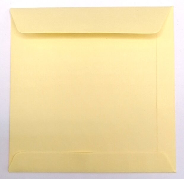 Envelop 10,5 x 10,5 cm zachtgeel