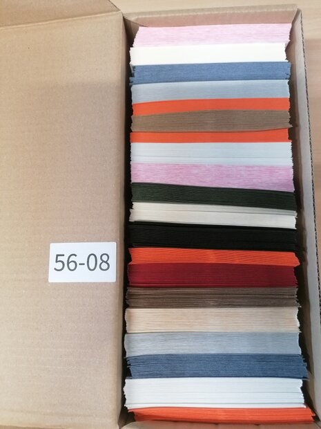 Doos vol met Enveloppen  14 x 14 cm 