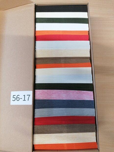 Doos vol met Enveloppen  14 x 14 cm 