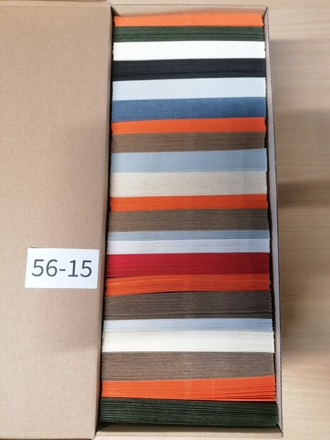 Doos vol met Enveloppen  14 x 14 cm 