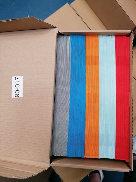 Doos vol met Enveloppen  22 x 31,2 cm 