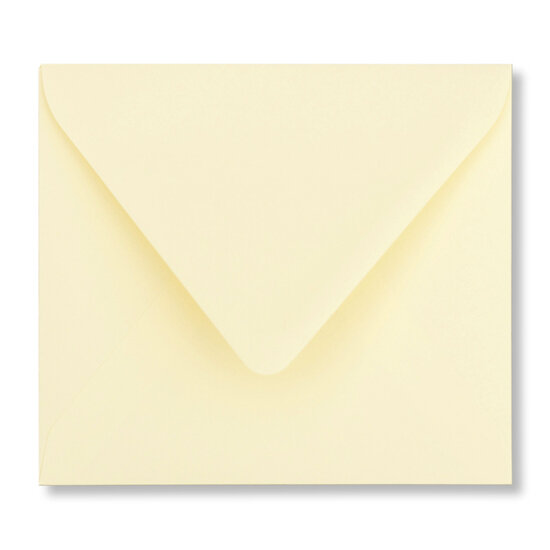 Envelop 12,5 x 14 cm Zachtgeel