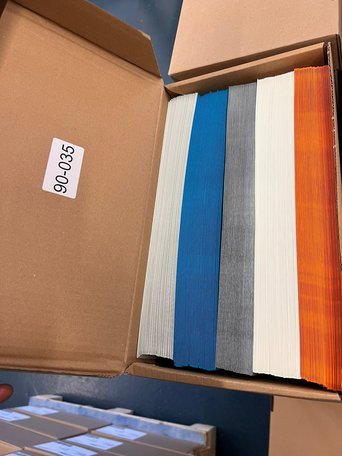 Doos vol met Enveloppen A4  Stiplock sluiting  22 x 31.2 cm