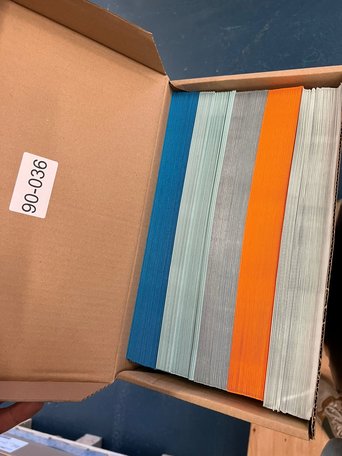 Doos vol met Enveloppen A4  Stiplock sluiting  22 x 31.2 cm