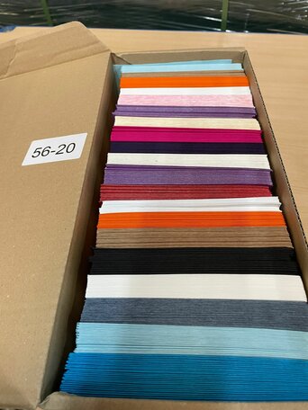 Doos vol met Enveloppen  14 x 14 cm