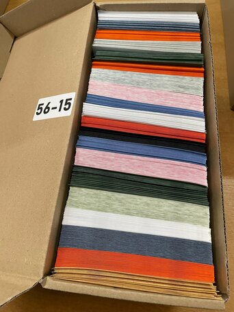 Doos vol met Enveloppen  14 x 14 cm -