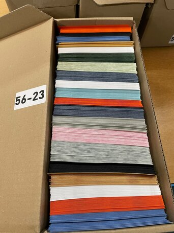 Doos vol met Enveloppen  14 x 14 cm -