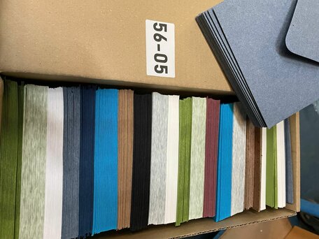 Doos vol met Enveloppen  14 x 14 cm -