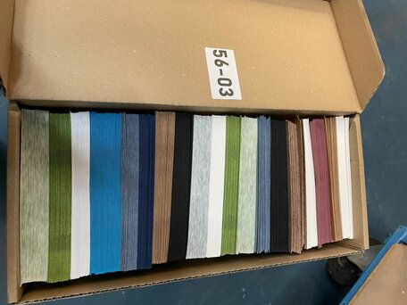 Doos vol met Enveloppen  14 x 14 cm -