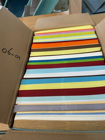 Doos vol met Enveloppen 15.6 x 22 cm Mix 