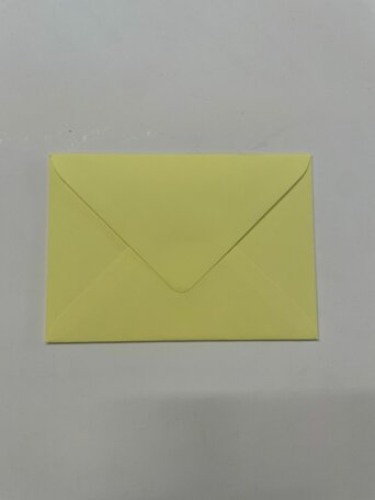 Envelop 11 x 15,6 cm Yellow