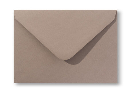 Envelop 15,6 x 22 cm Zandbruin