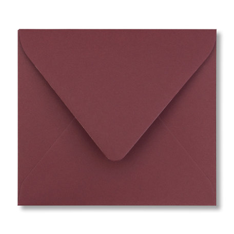 Envelop 12,5 x 14 cm Donkerrood